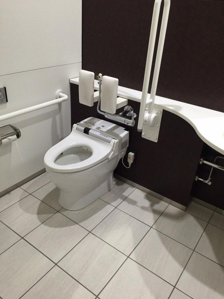 障害者用WC　※各フロアにあり