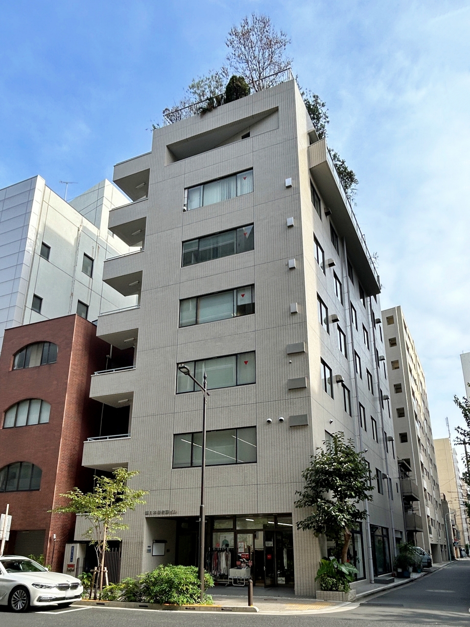 Higashinihonbashi Satobuilding