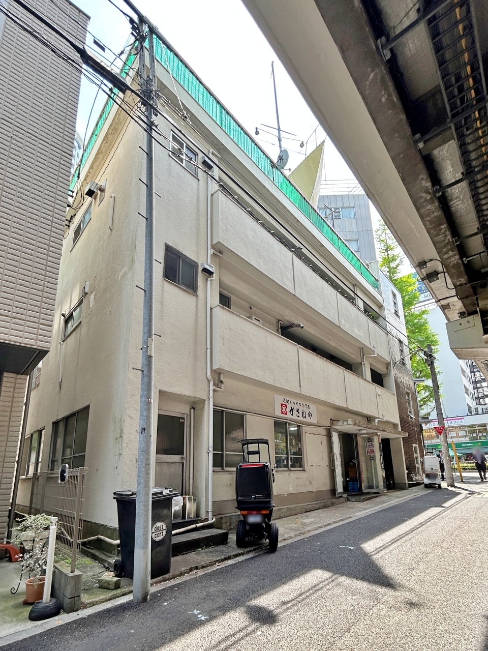 The 2nd Tokobuilding