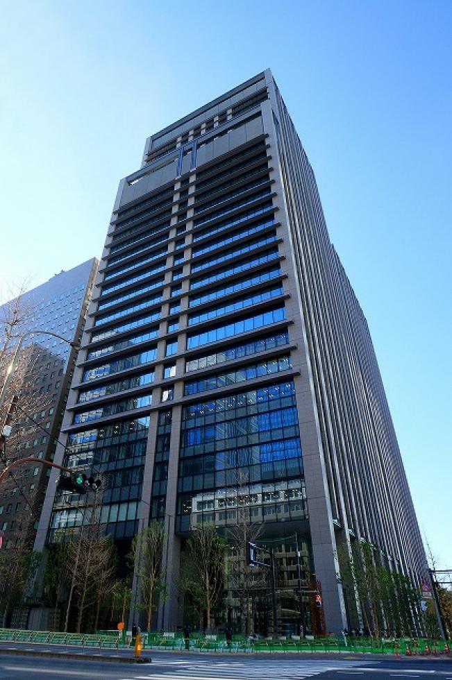 Otemachi Park Building (7th floor, small floor with service functions)