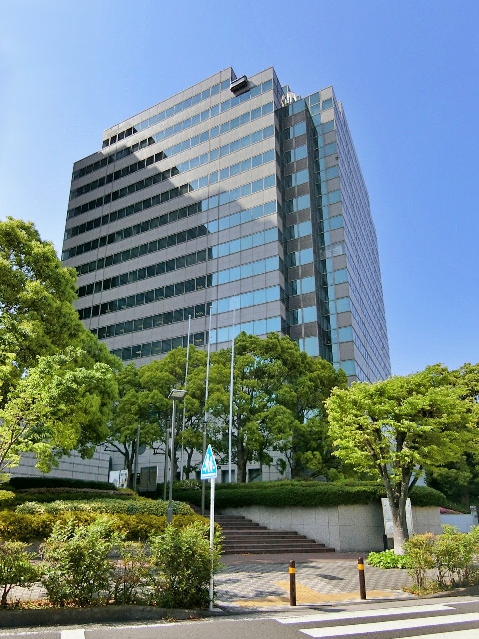 横浜ビジネスパーク　イーストタワー
