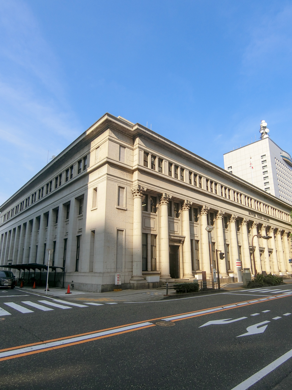 横浜郵船ビル